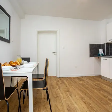 Apartamento Berisha Ii *