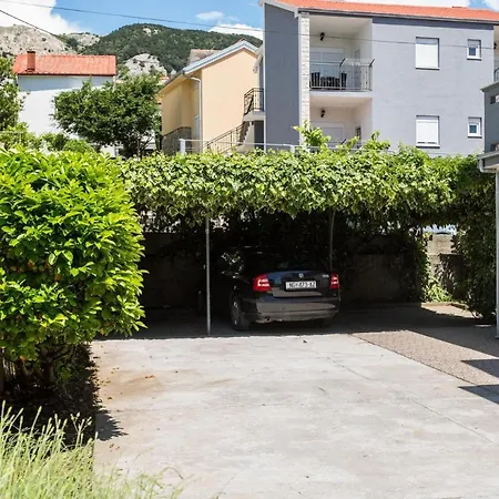 Apartamento Berisha Ii *